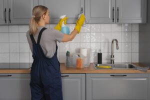 10 Essential House Cleaning Tips for Busy Homeowners